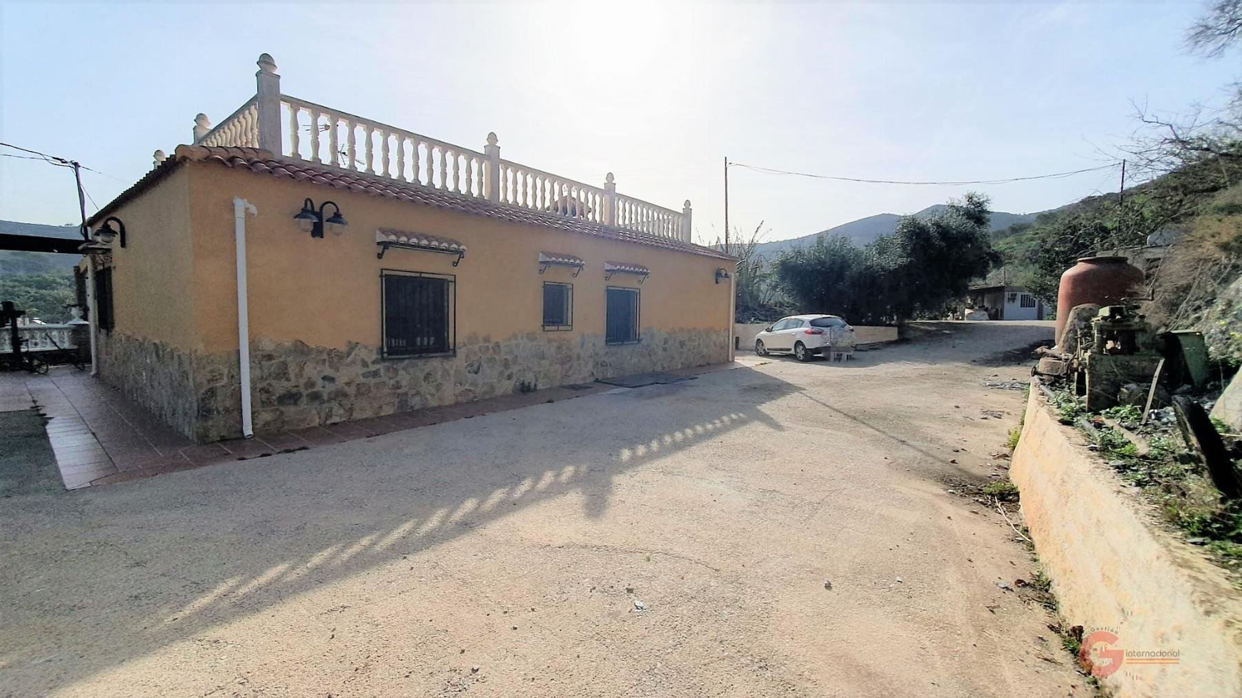 Venta de finca rústica en Motril