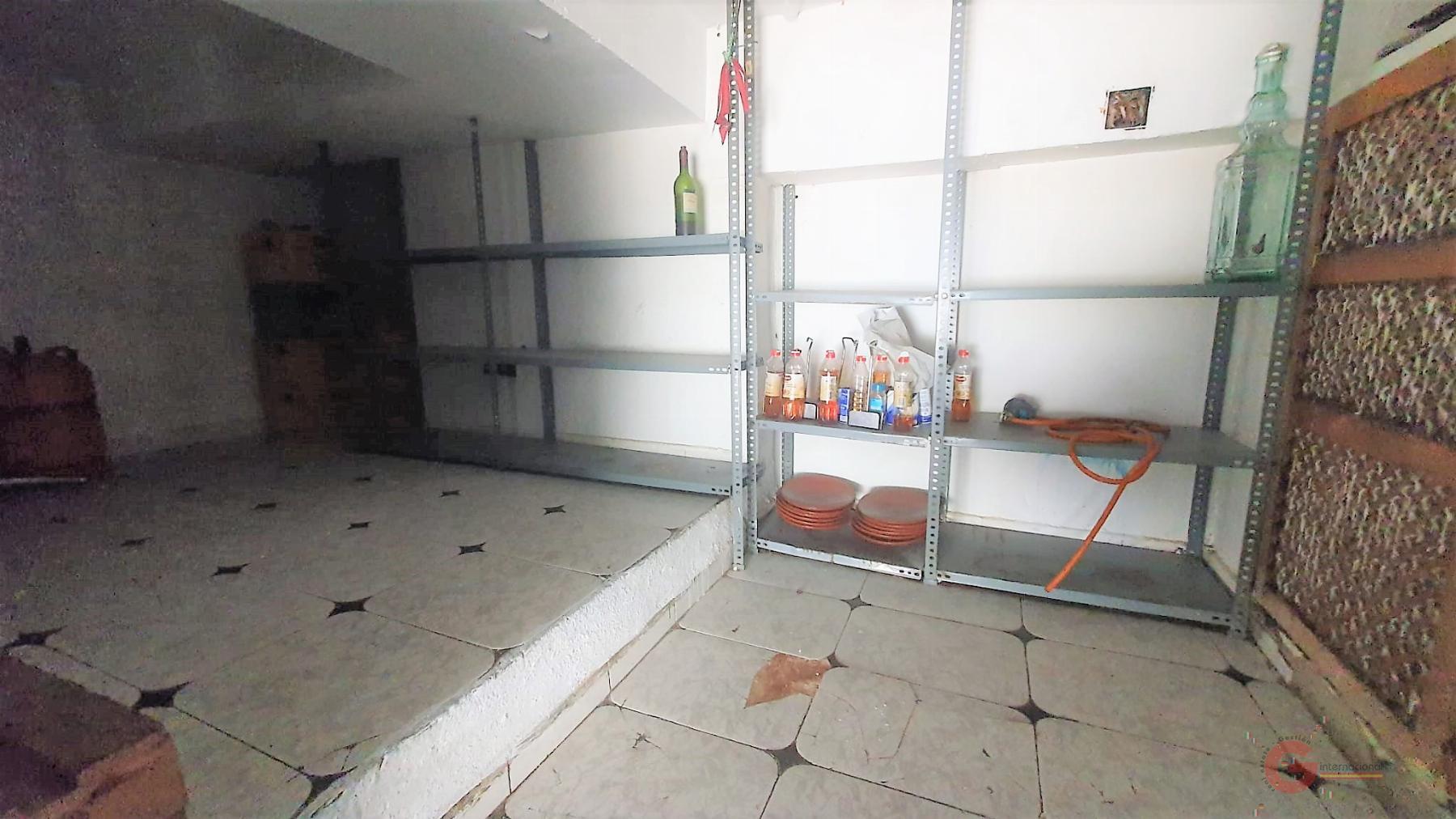 Venta de local comercial en Motril