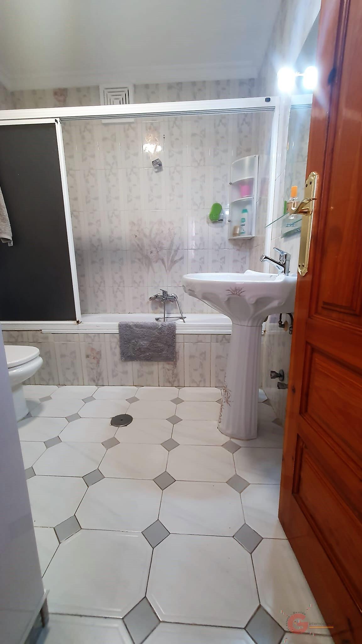 Venta de casa en Motril