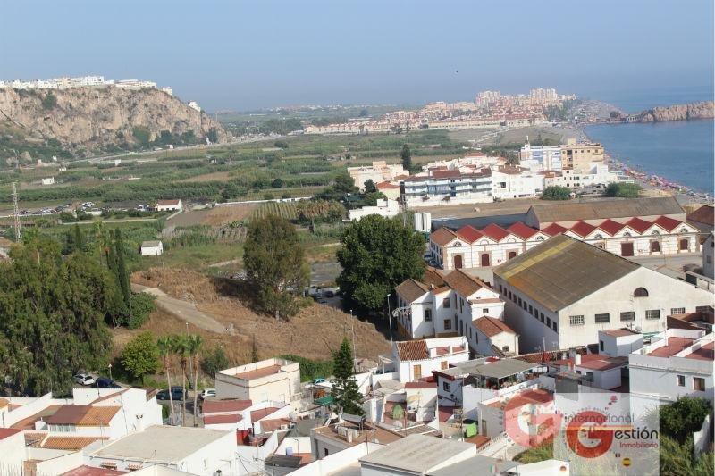 For sale of land in Salobreña