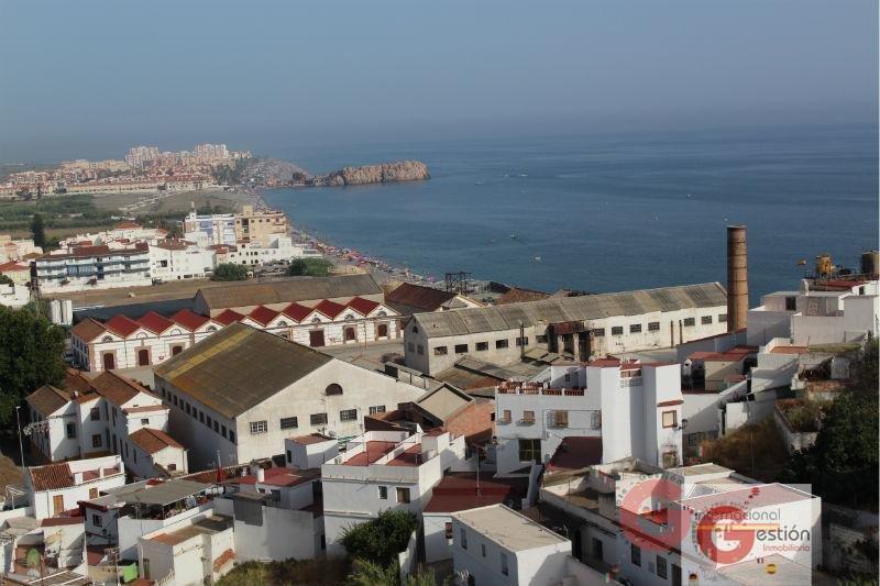 For sale of land in Salobreña