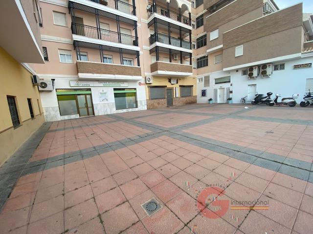 For sale of commercial in Almuñécar