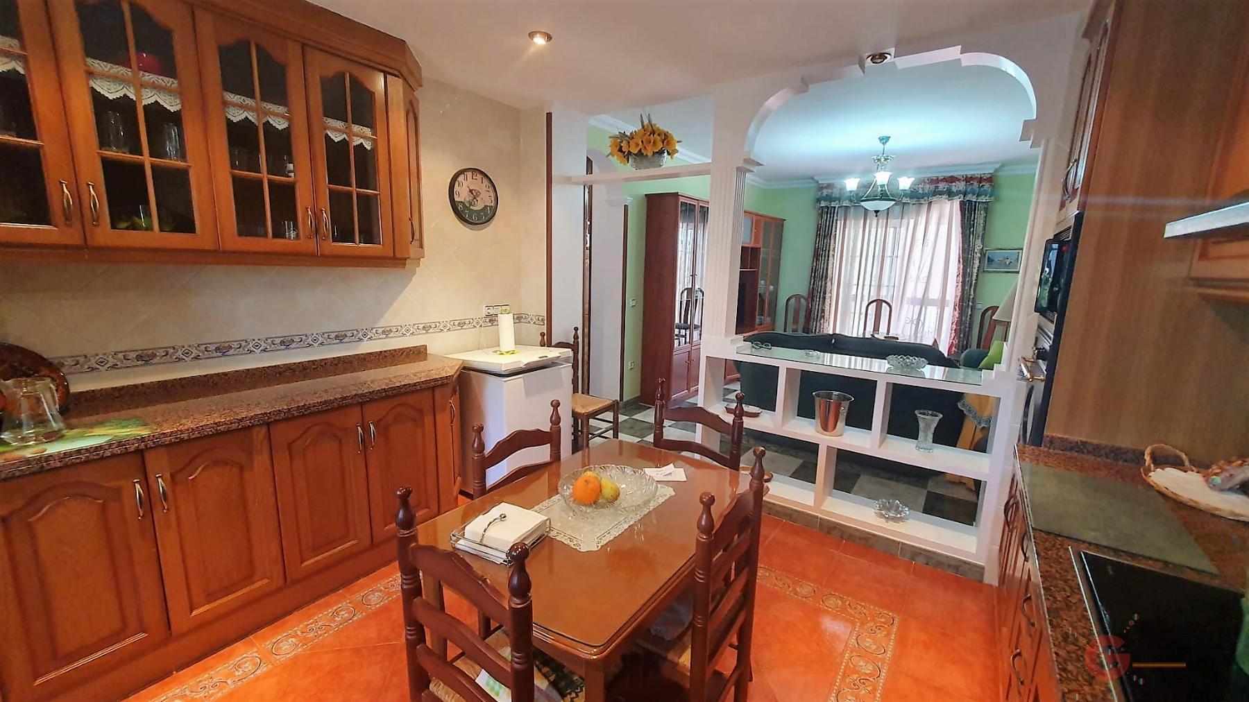 For sale of chalet in Vélez de Benaudalla