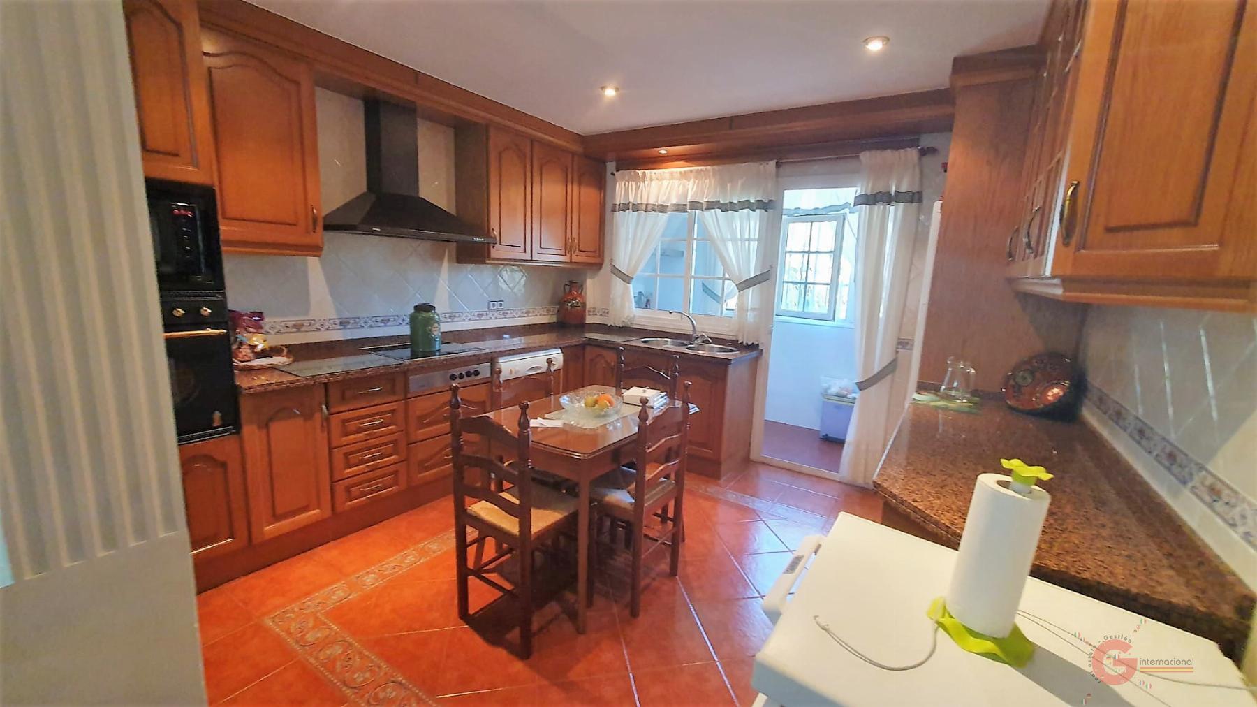 For sale of chalet in Vélez de Benaudalla