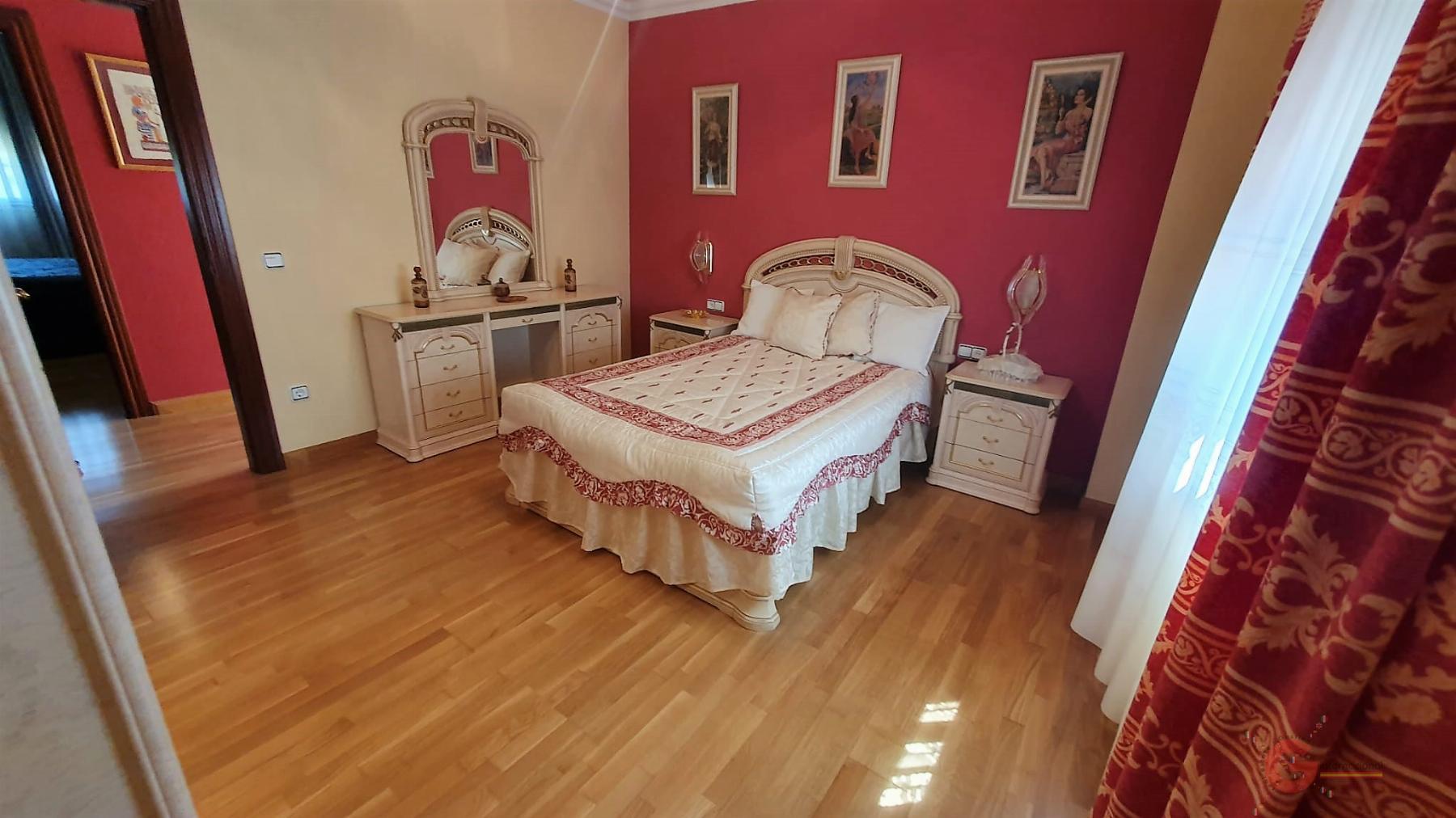 For sale of chalet in Vélez de Benaudalla