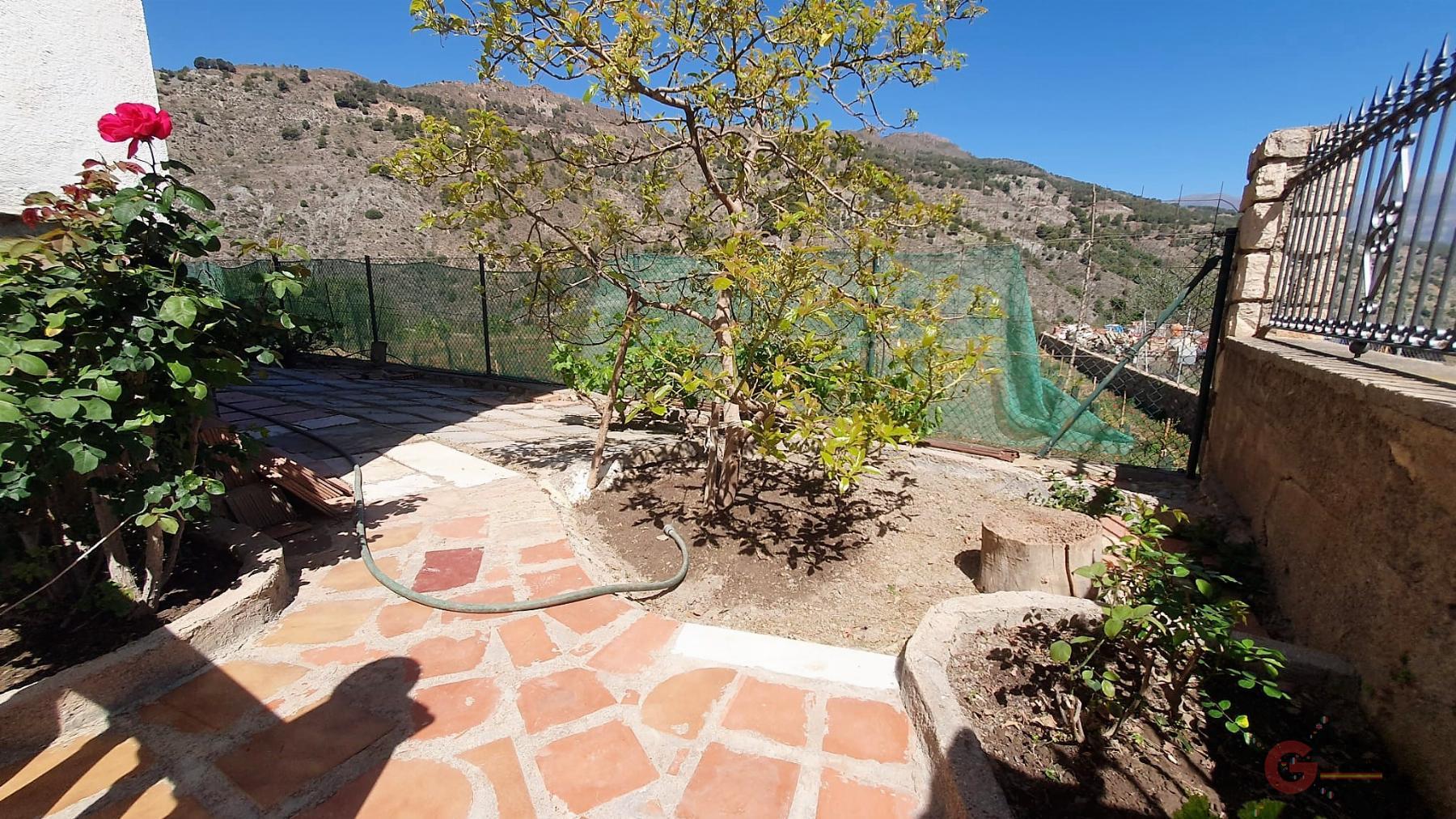 For sale of chalet in Vélez de Benaudalla