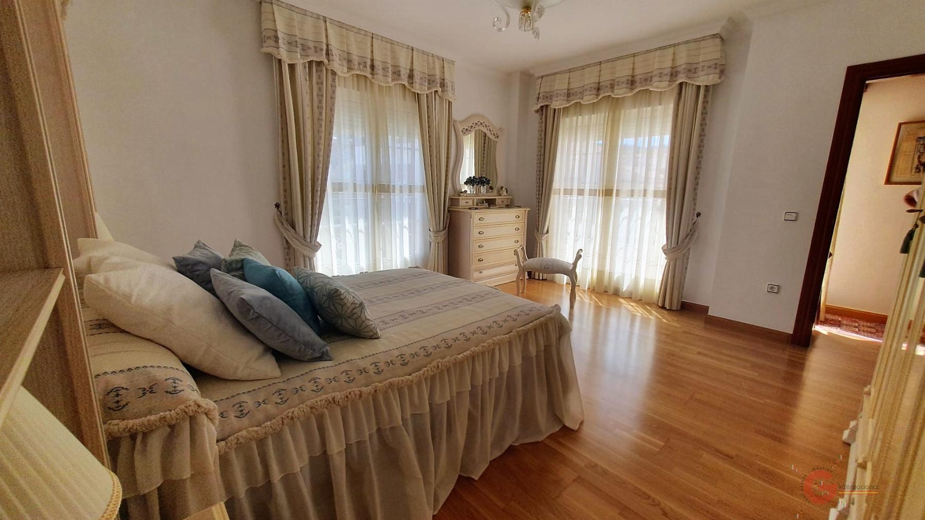For sale of chalet in Vélez de Benaudalla