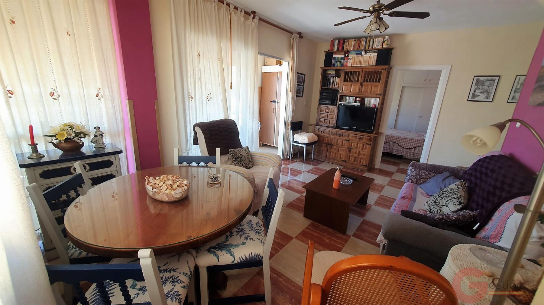 For sale of flat in Torrenueva