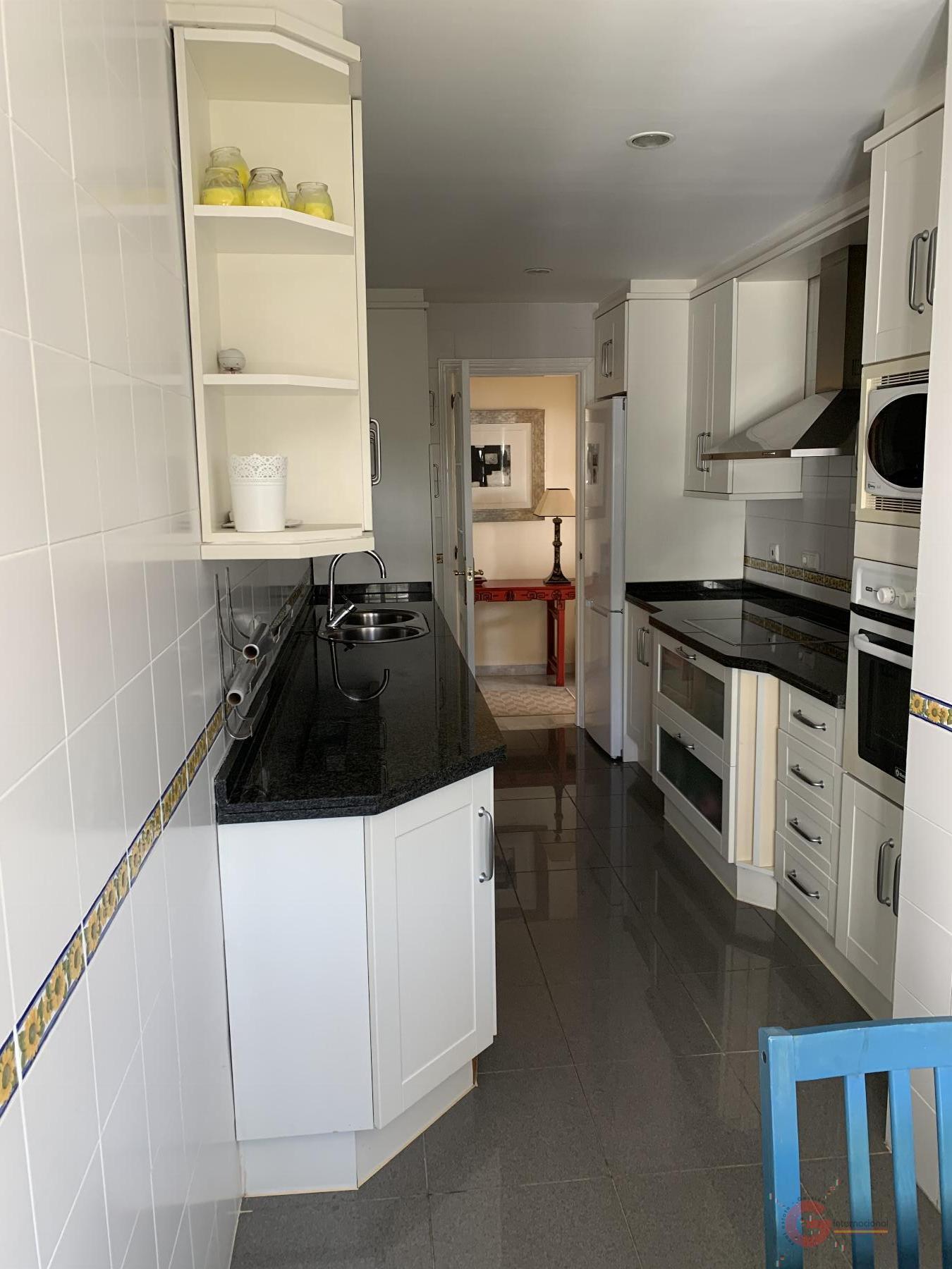 For sale of flat in La Herradura