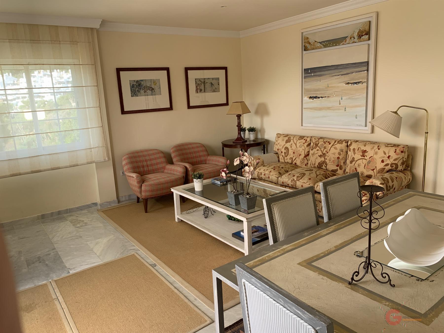 For sale of flat in La Herradura