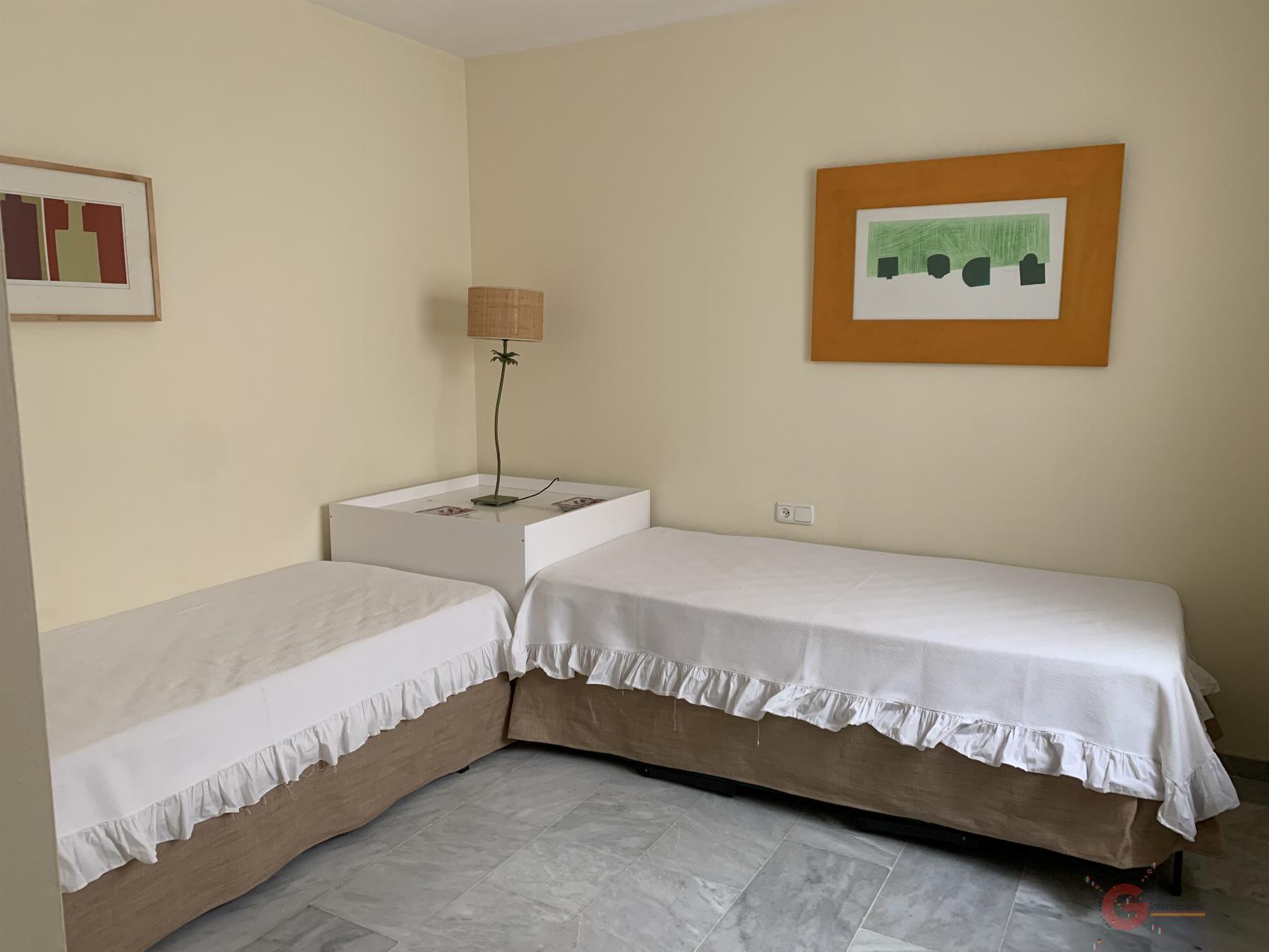 For sale of flat in La Herradura