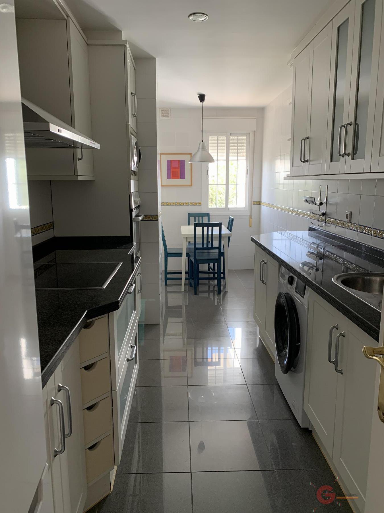 For sale of flat in La Herradura