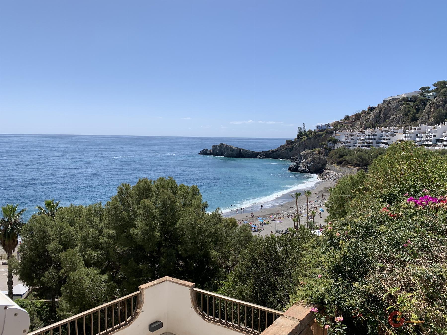 For sale of flat in La Herradura