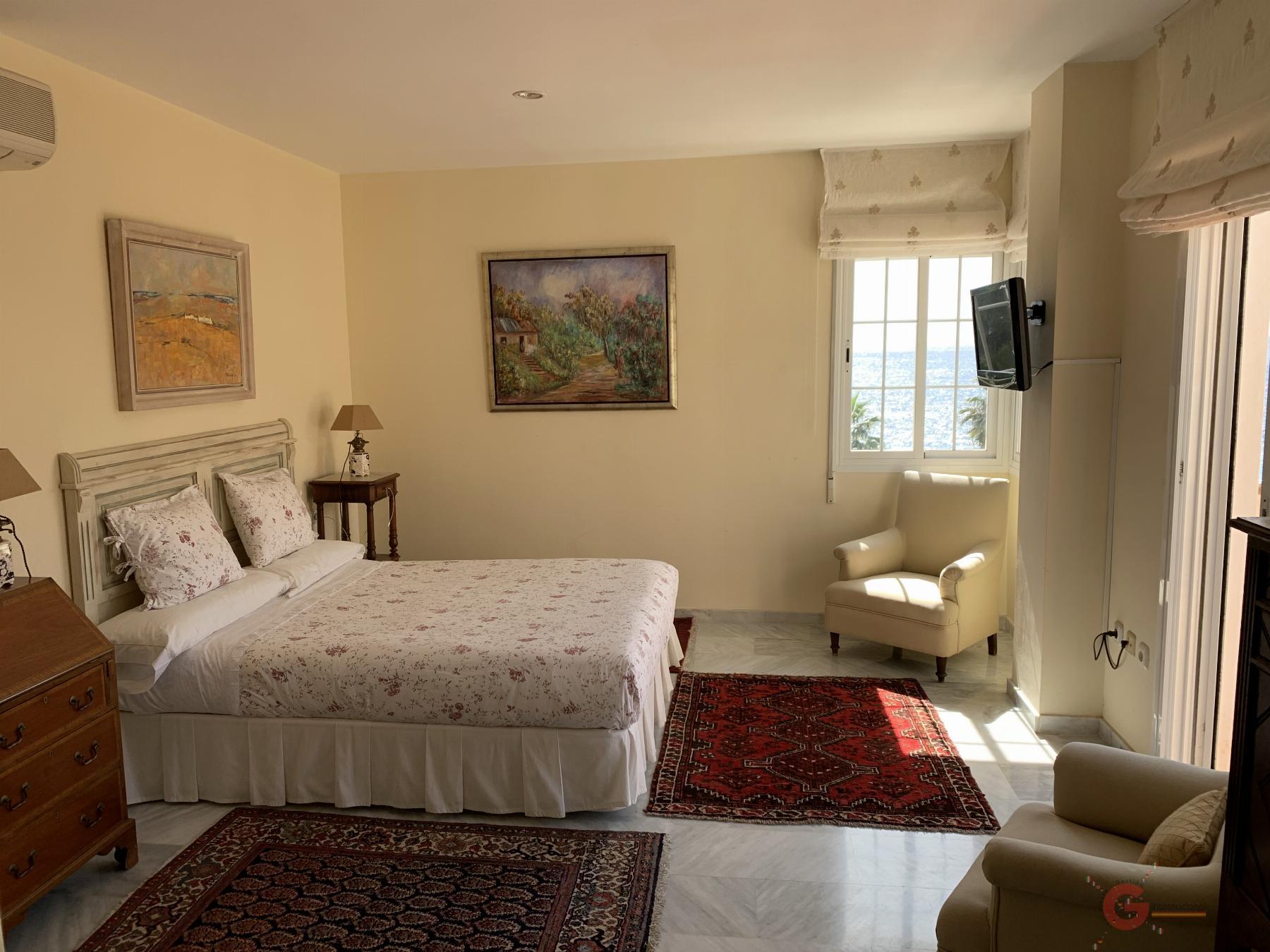 For sale of flat in La Herradura