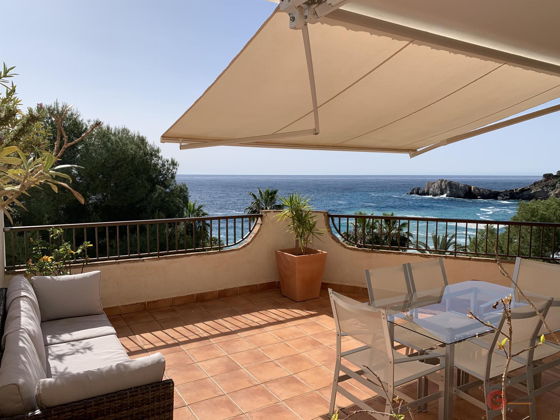For sale of flat in La Herradura