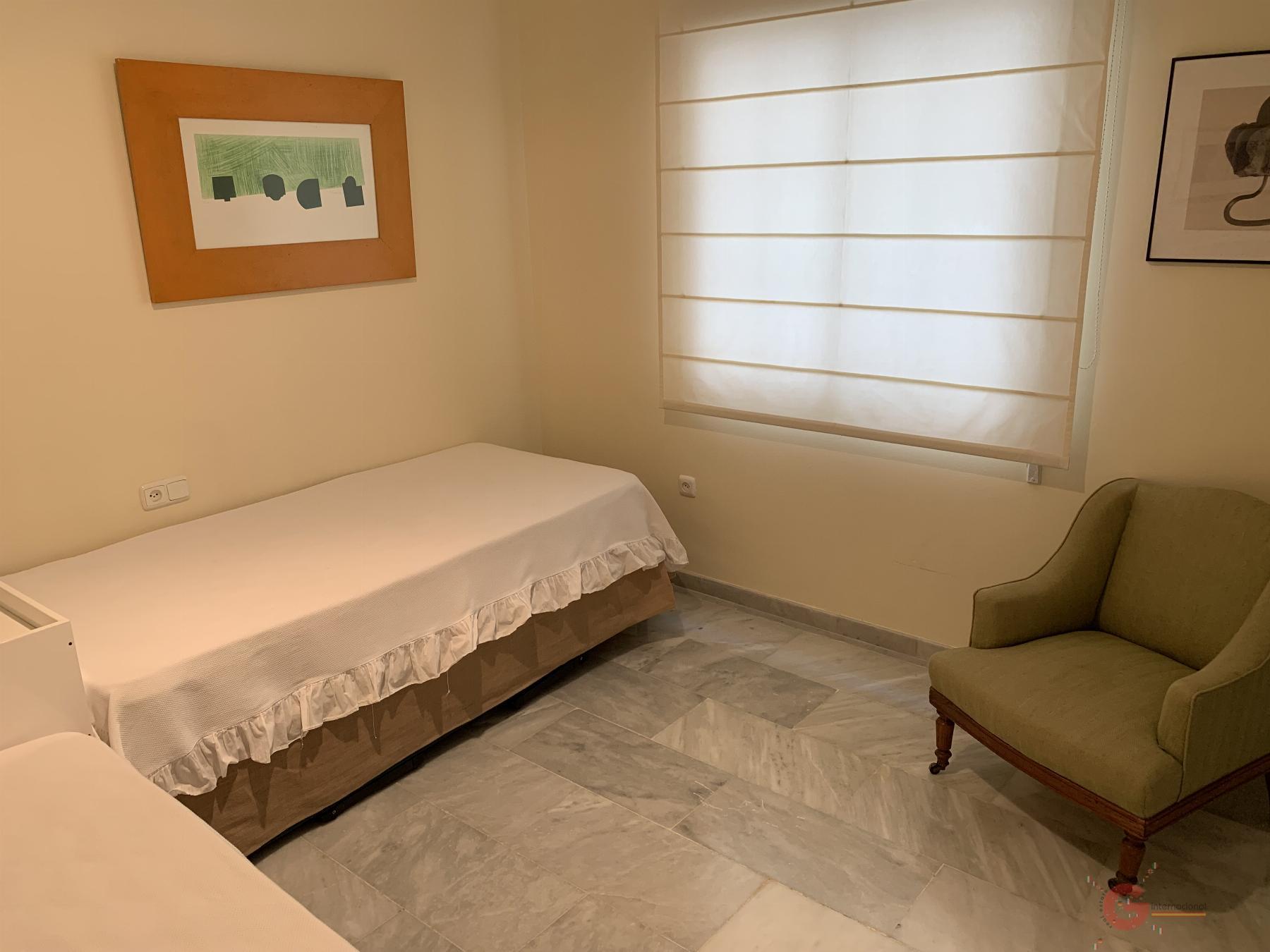 For sale of flat in La Herradura