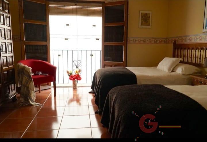 For sale of house in Guadix