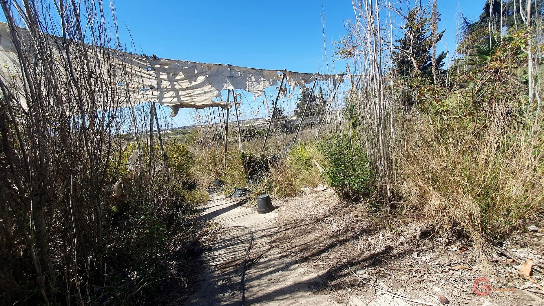 For sale of land in Motril