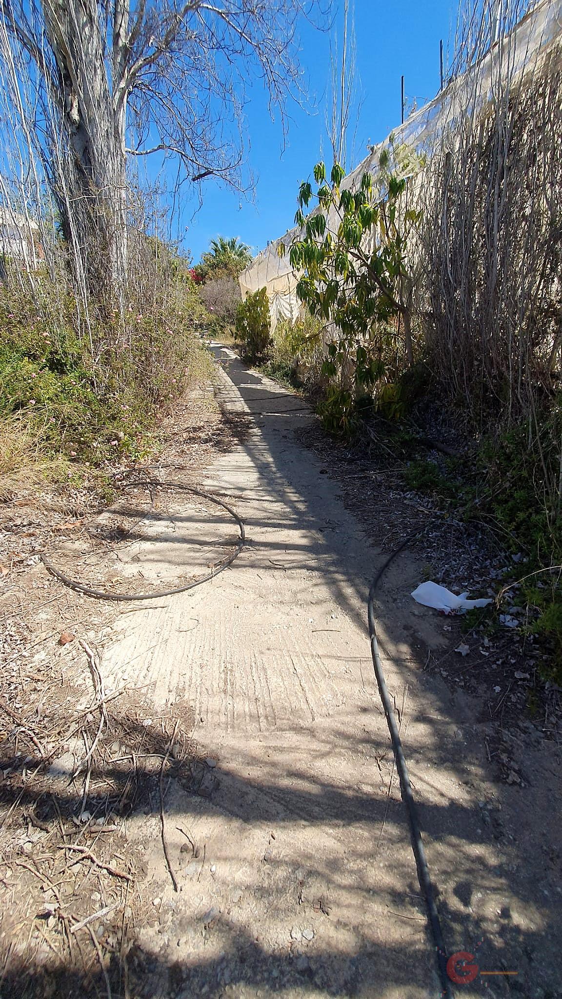 For sale of land in Motril
