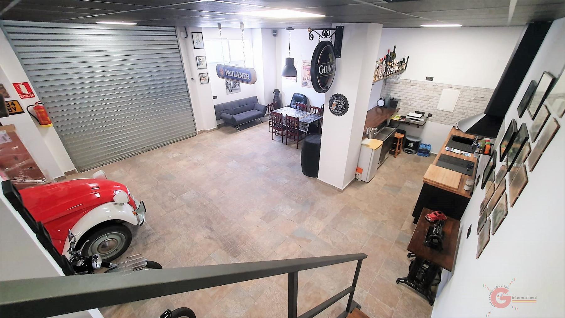 For sale of commercial in Motril