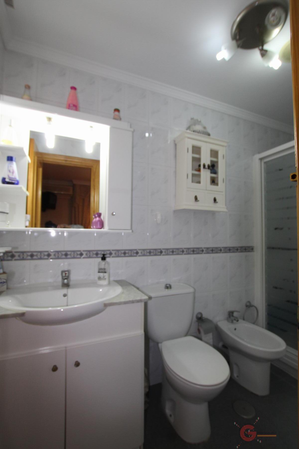For sale of flat in Salobreña