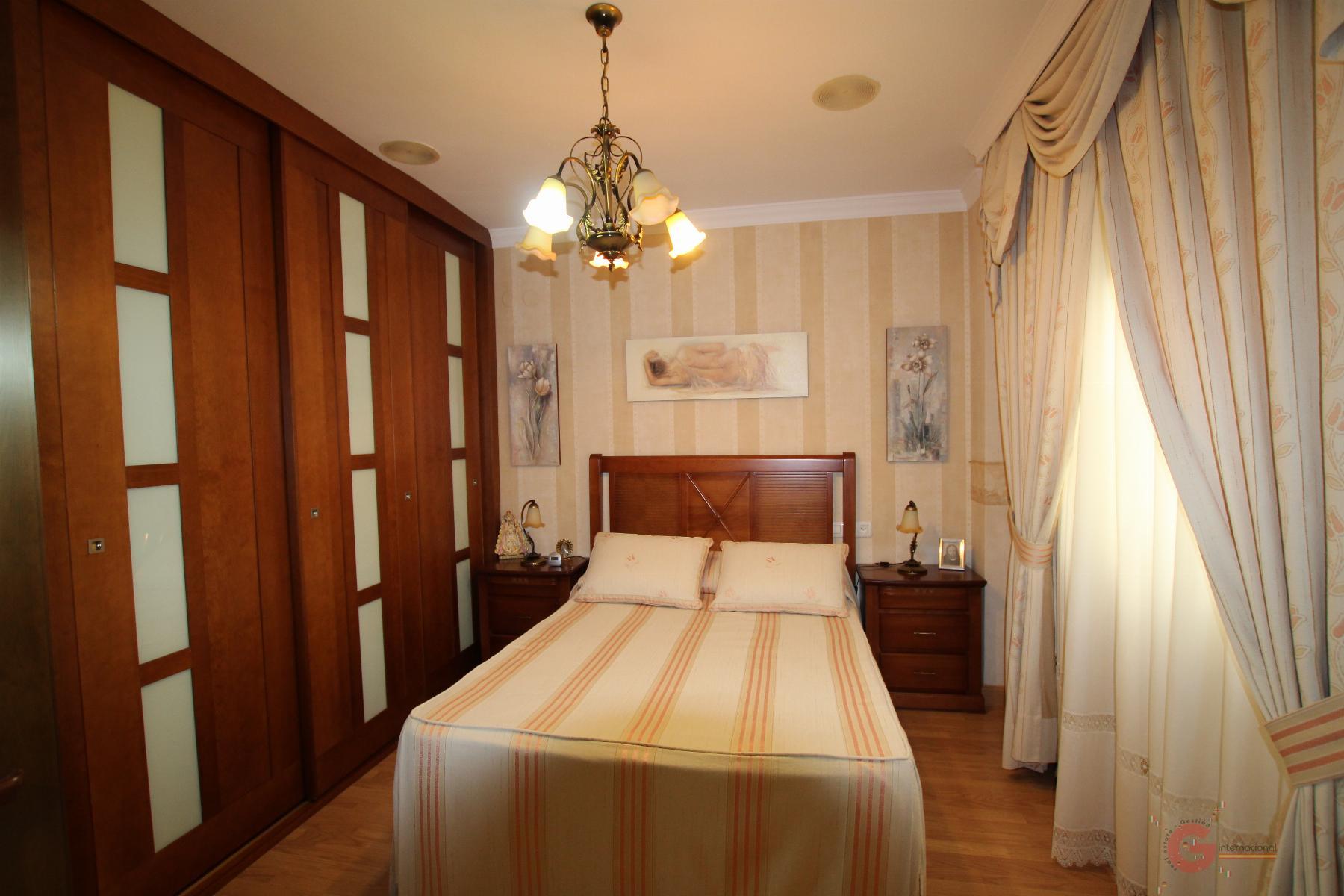 For sale of flat in Salobreña