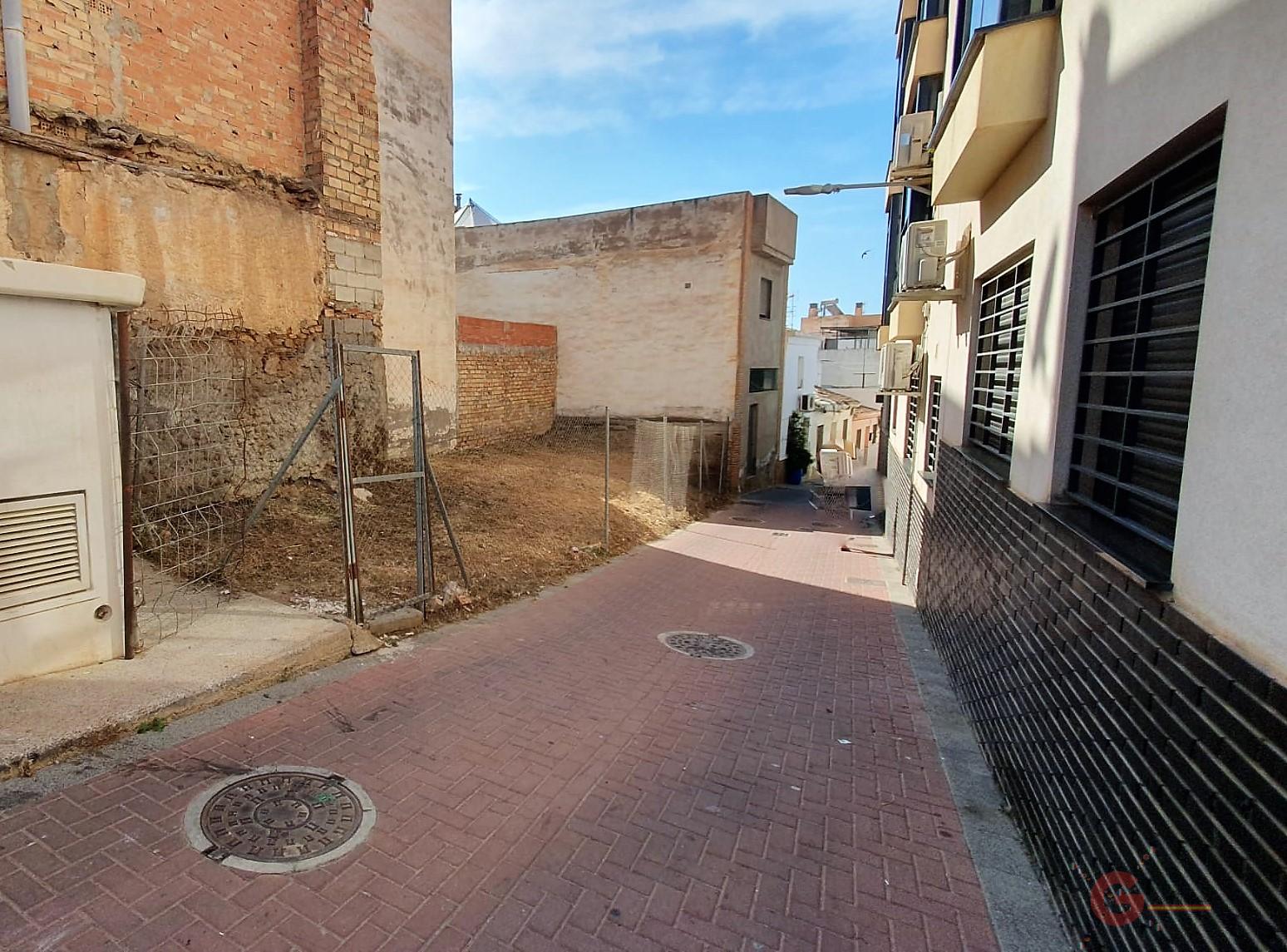 For sale of land in Motril