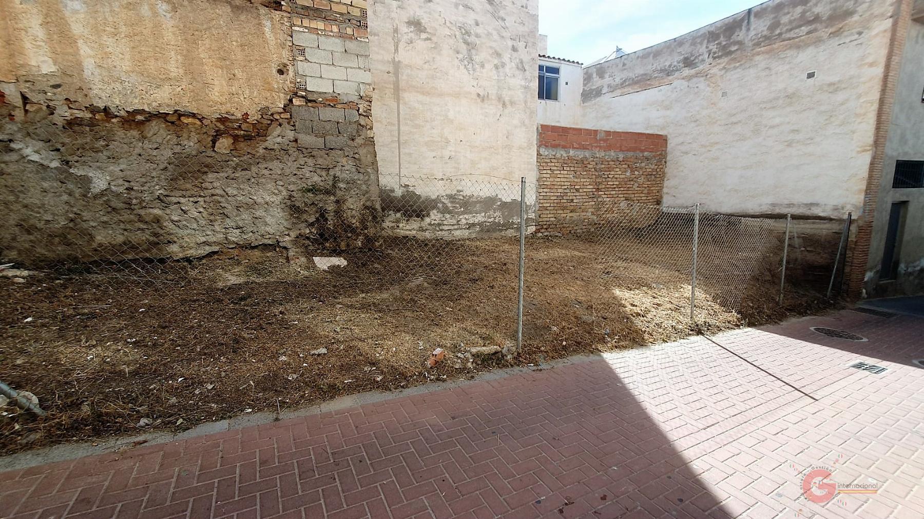 For sale of land in Motril