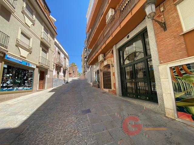 For sale of commercial in Almuñécar