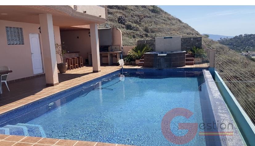 Venta de chalet en Almuñécar Venta de chalet en Almuñécar