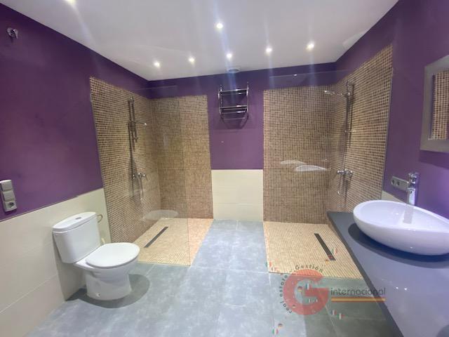 For sale of chalet in Almuñécar