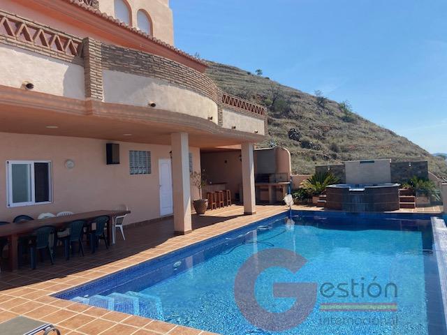 Venta de chalet en Almuñécar Venta de chalet en Almuñécar