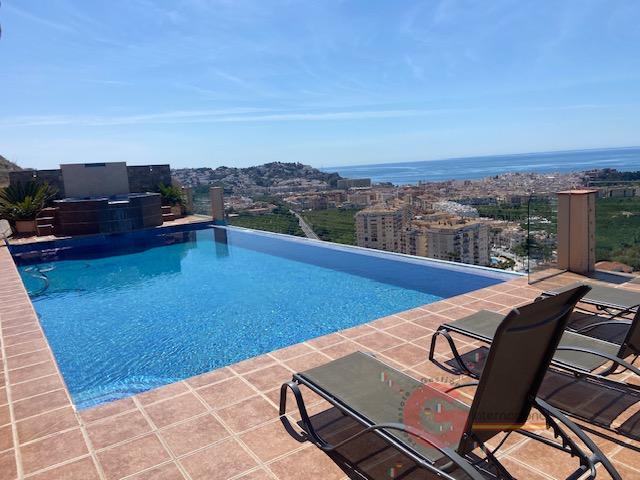 For sale of chalet in Almuñécar