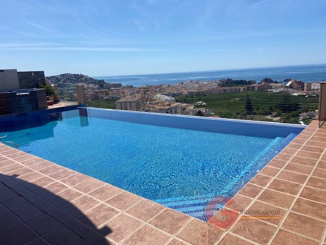 For sale of chalet in Almuñécar