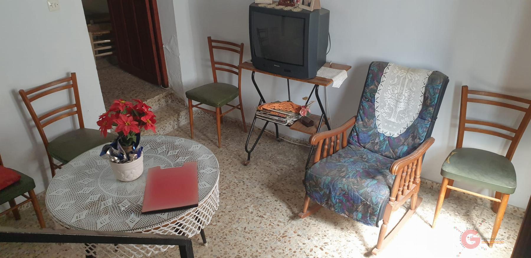 For sale of house in Molvízar