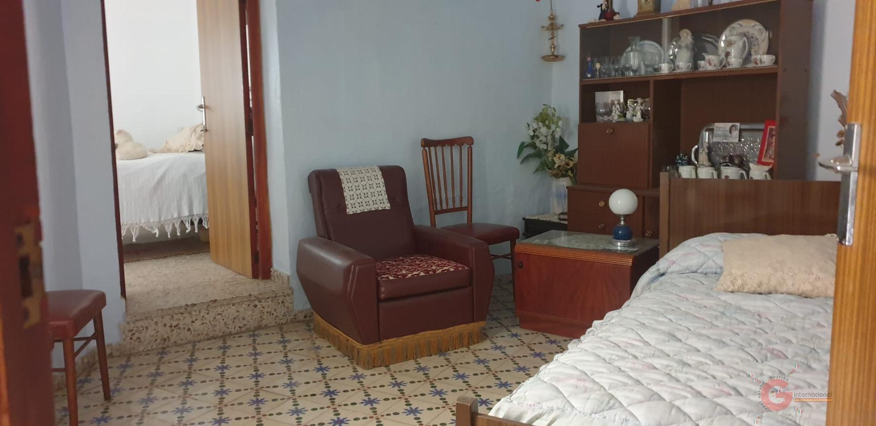 For sale of house in Molvízar