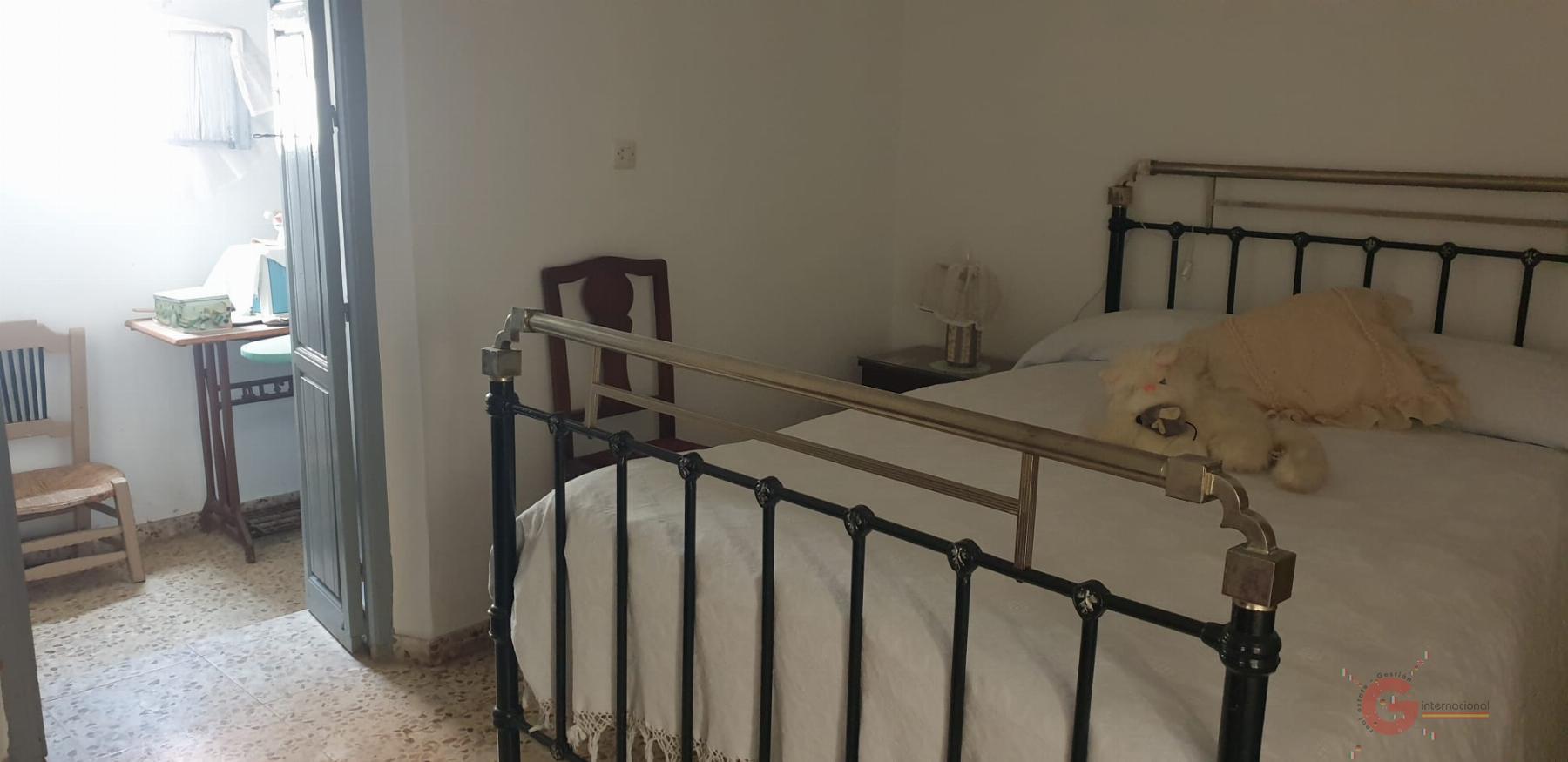 For sale of house in Molvízar