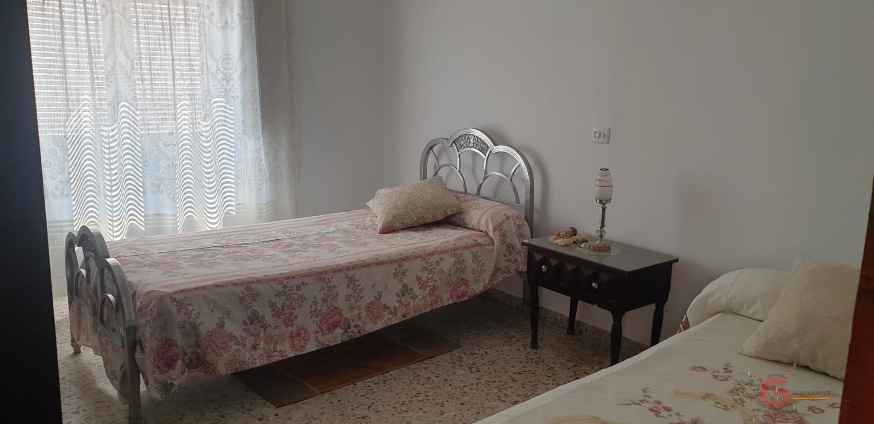 For sale of house in Molvízar