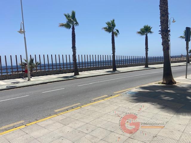 For sale of flat in Almuñécar