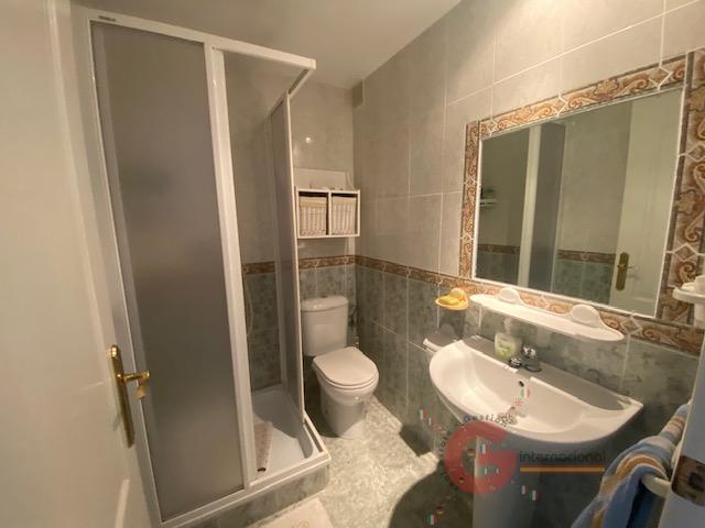 For sale of flat in Almuñécar