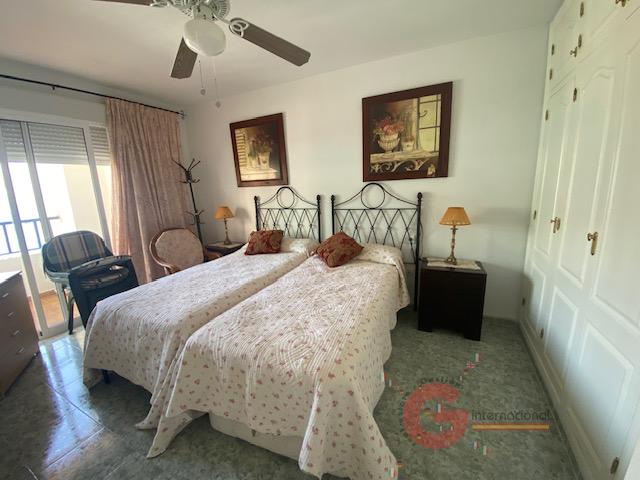 For sale of flat in Almuñécar