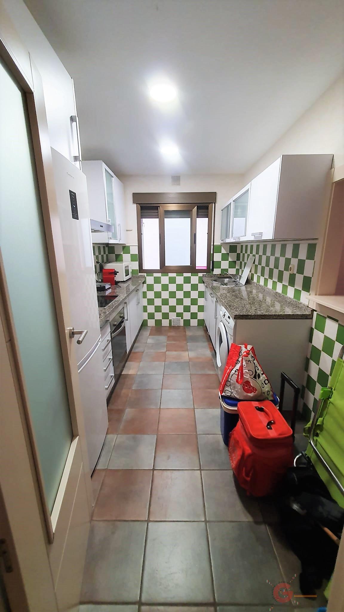 For sale of flat in Motril