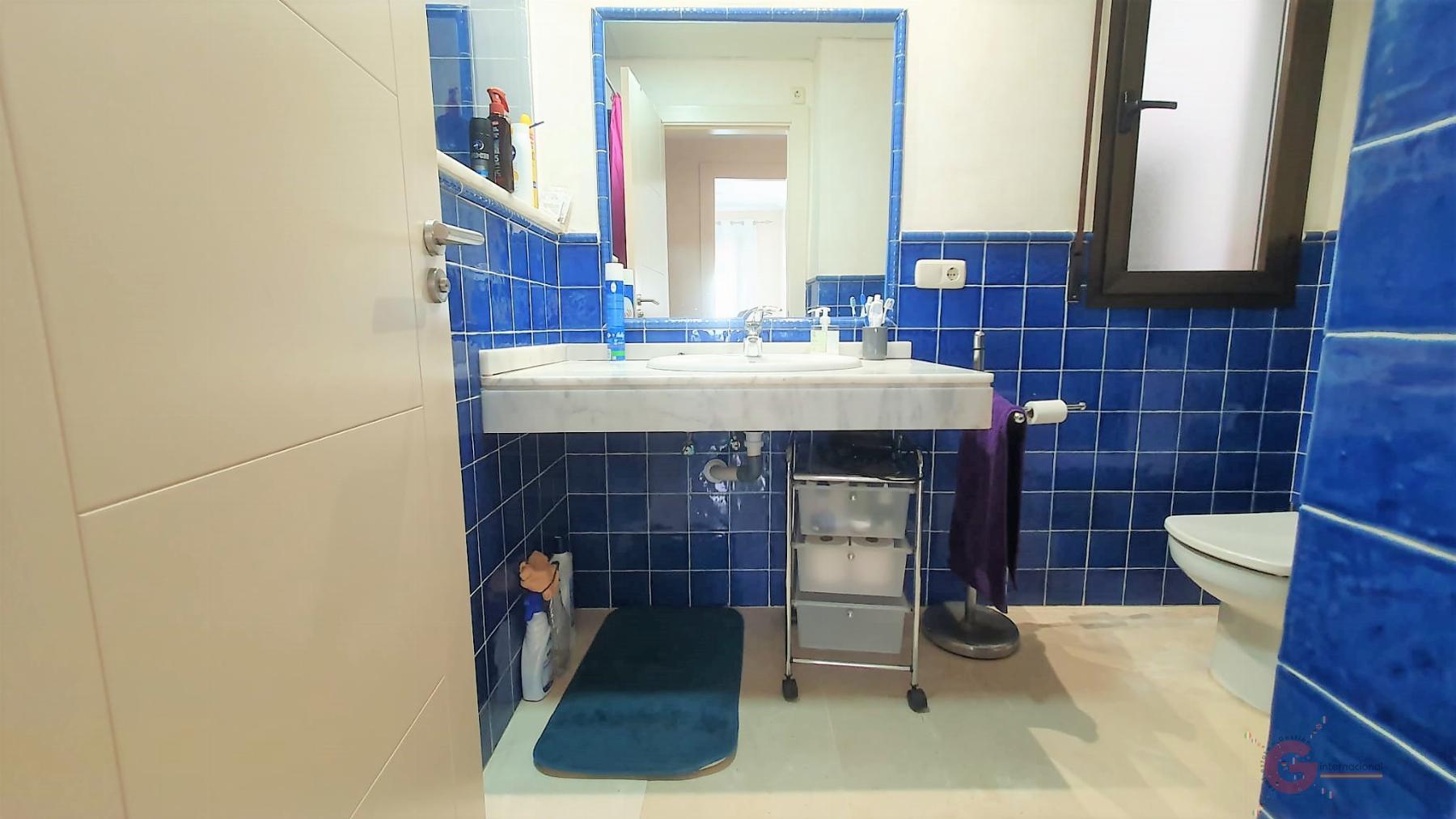 For sale of flat in Motril