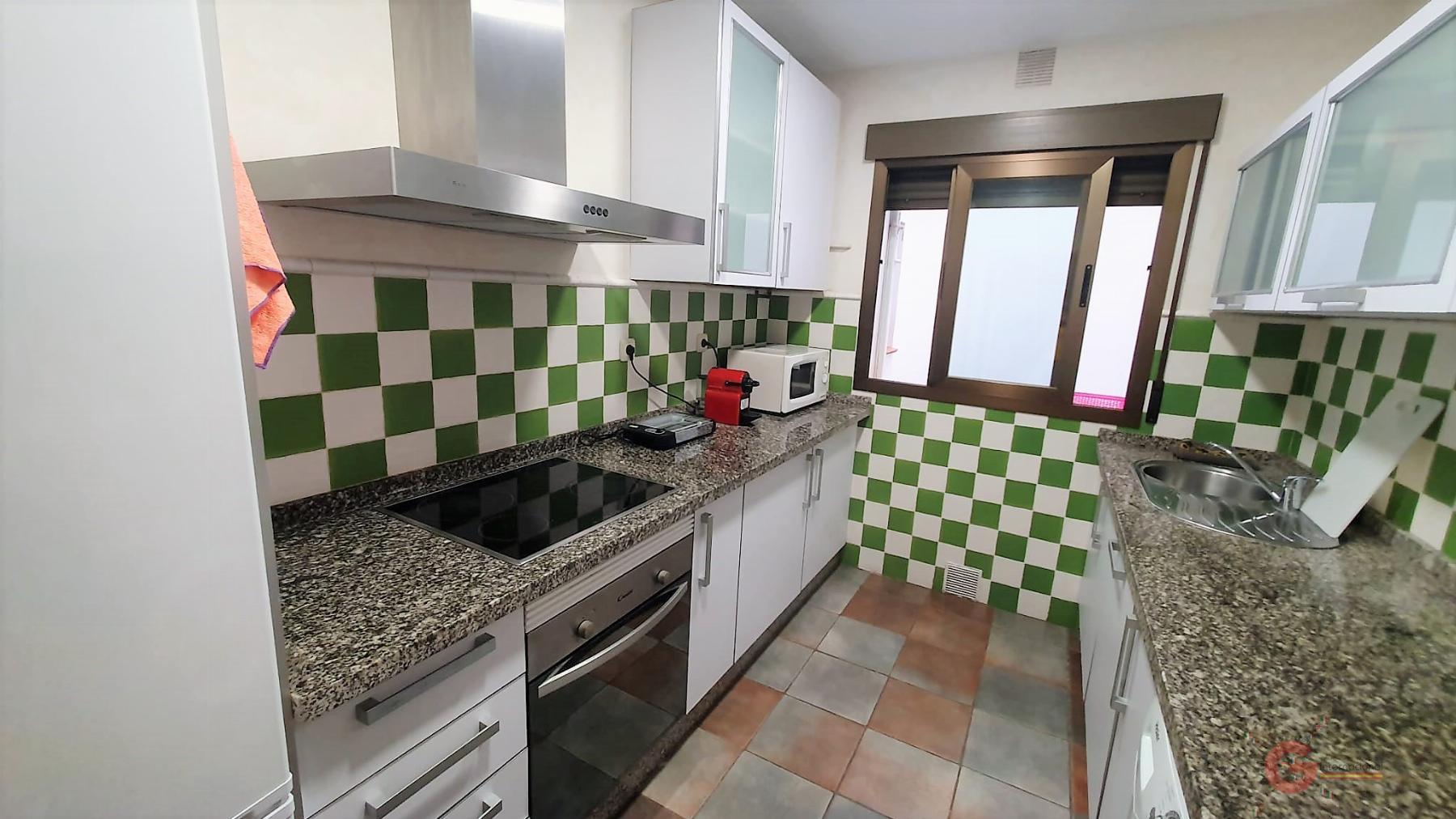 For sale of flat in Motril