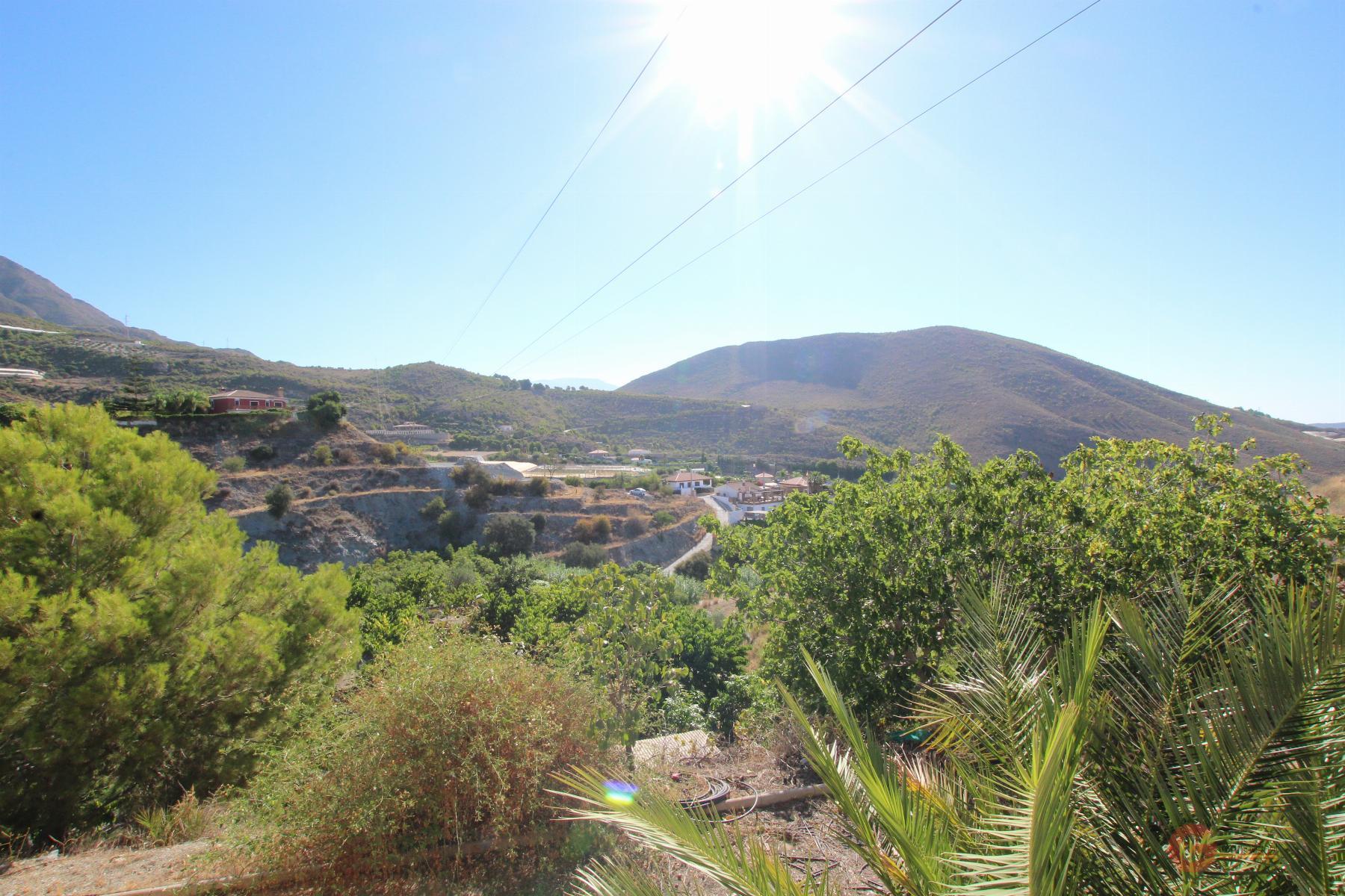 Venta de finca rústica en Molvízar