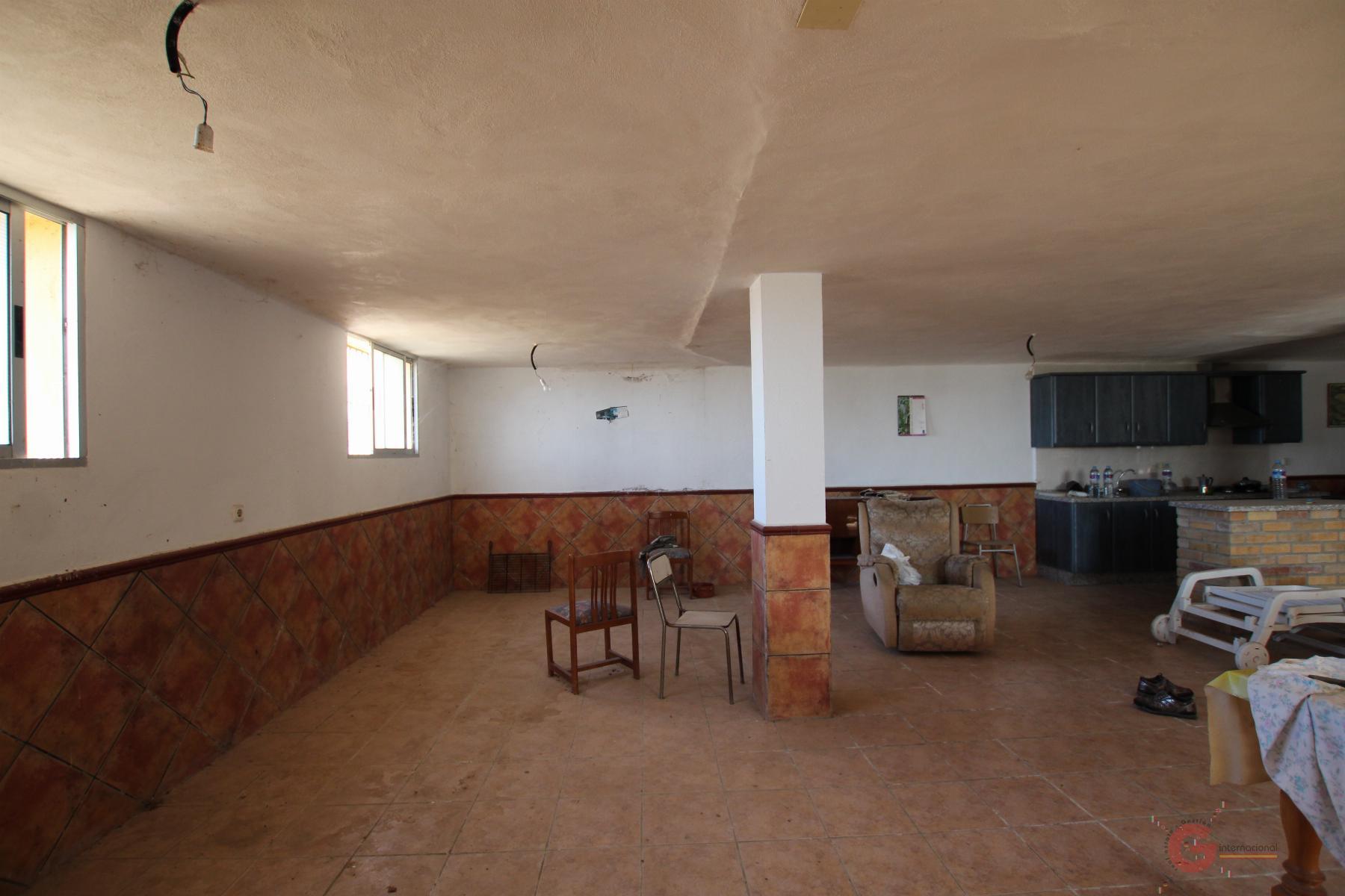 Venta de finca rústica en Molvízar