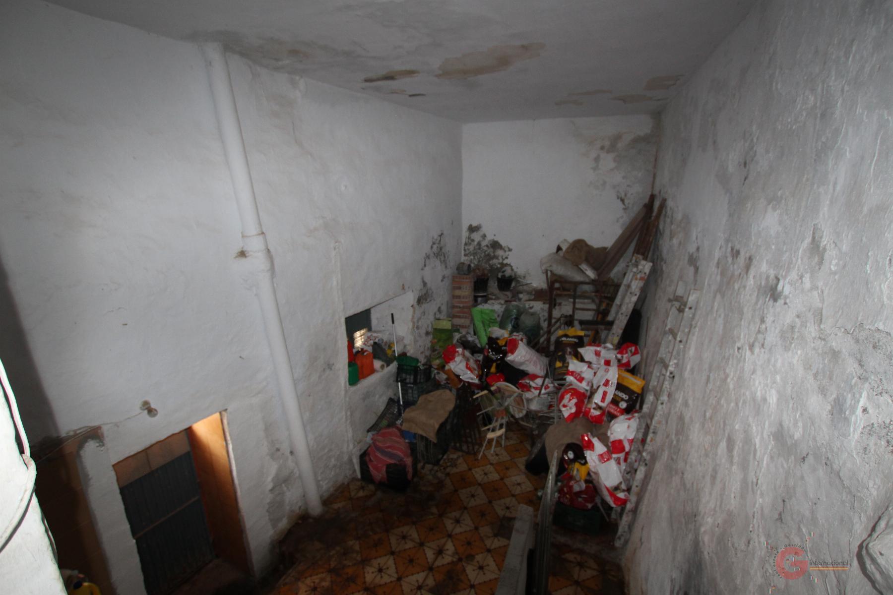 For sale of house in Salobreña