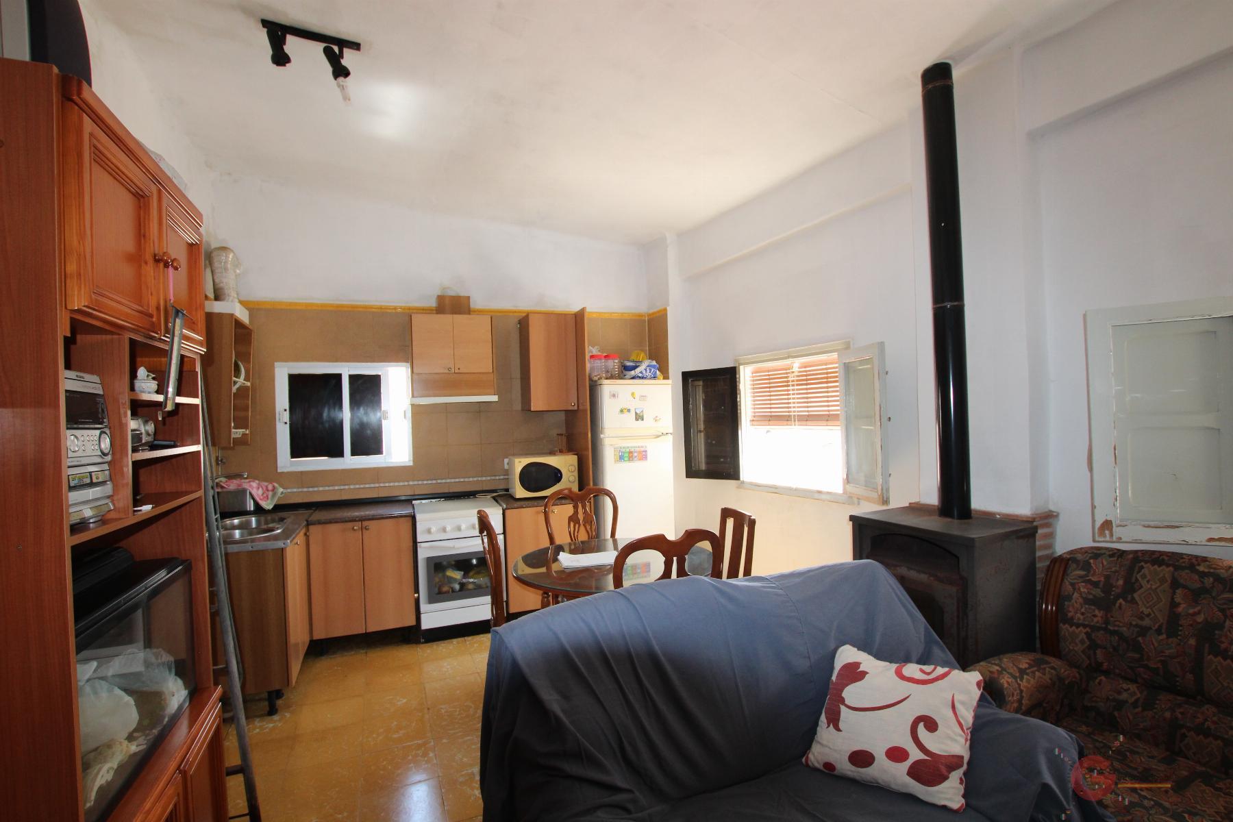 For sale of house in Salobreña