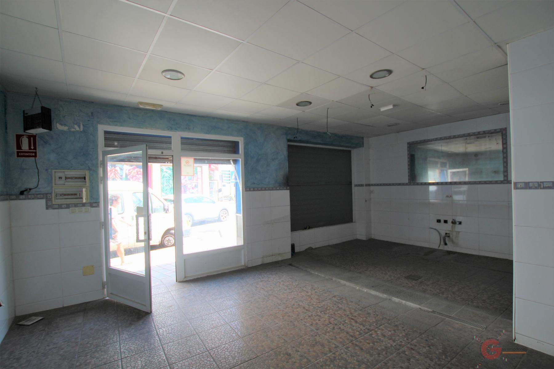 Venta de casa en Salobreña