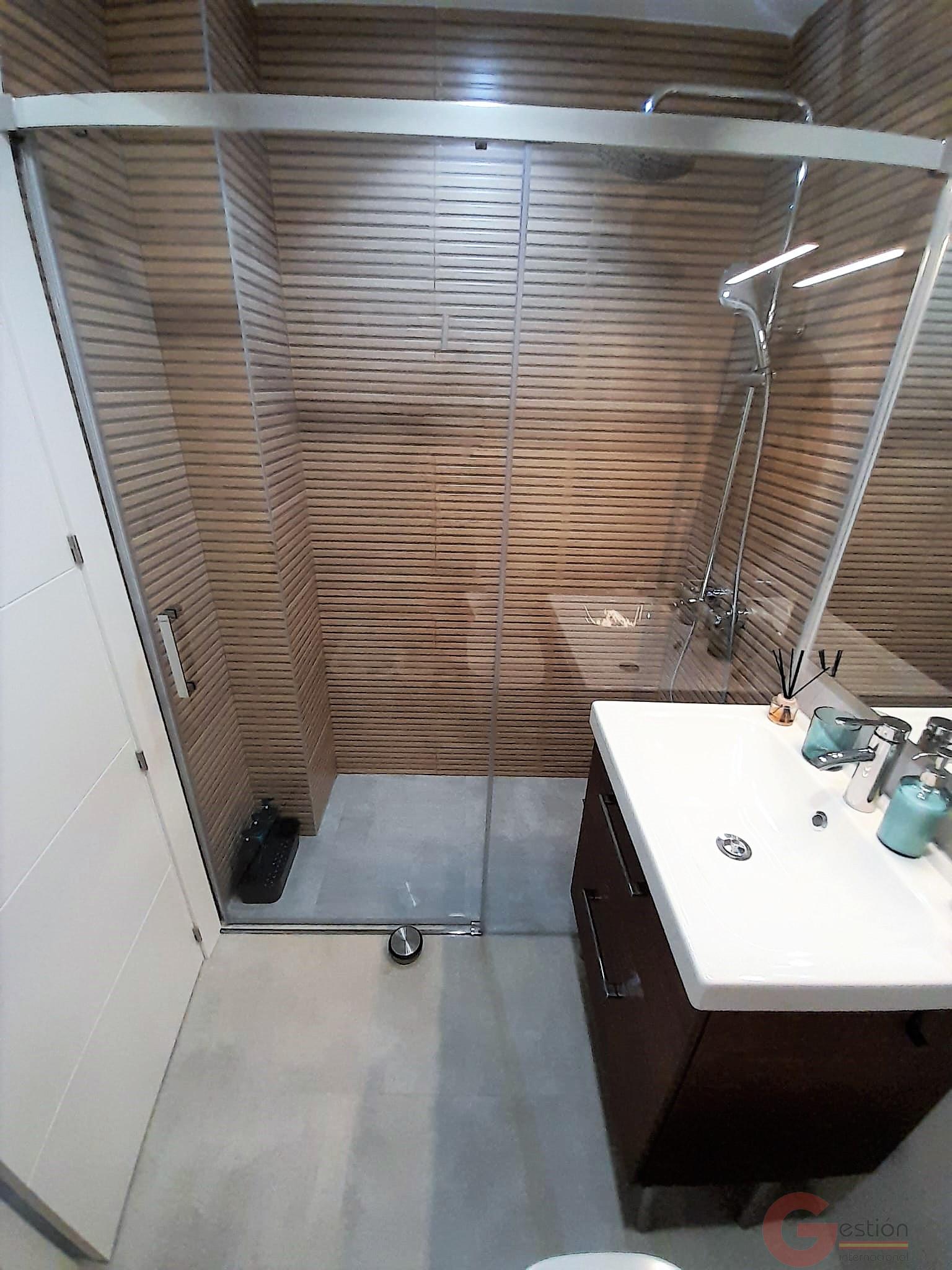 For sale of flat in Motril
